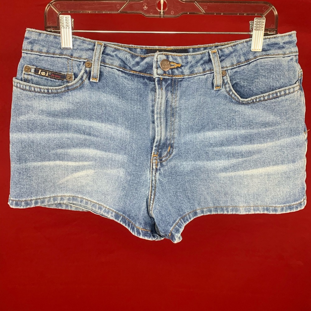 Short jeans
